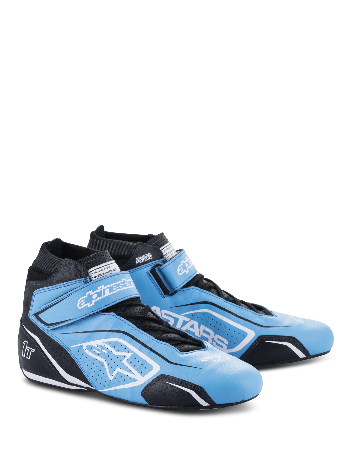Alpinestars Tech-1 T V3 Shoes FIA, calzado para automovilismo, azul claro, negro y blanco, confección en cuero de vaca con correa de gancho y bucle y cierre de cordones, con la marca Alpinestars y el logotipo de la estrella blanca, calzado profesional de automovilismo