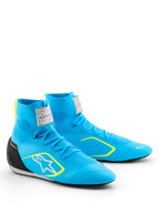Zapatillas Alpinestars Supertech K - FIA, calzado de karting, azul claro con detalles en negro y amarillo flúor, parte superior tejida de caña alta, logo blanco de Astars en el lateral, contrafuerte del talón de TPU negro, calzado profesional de alto rendimiento para automovilismo