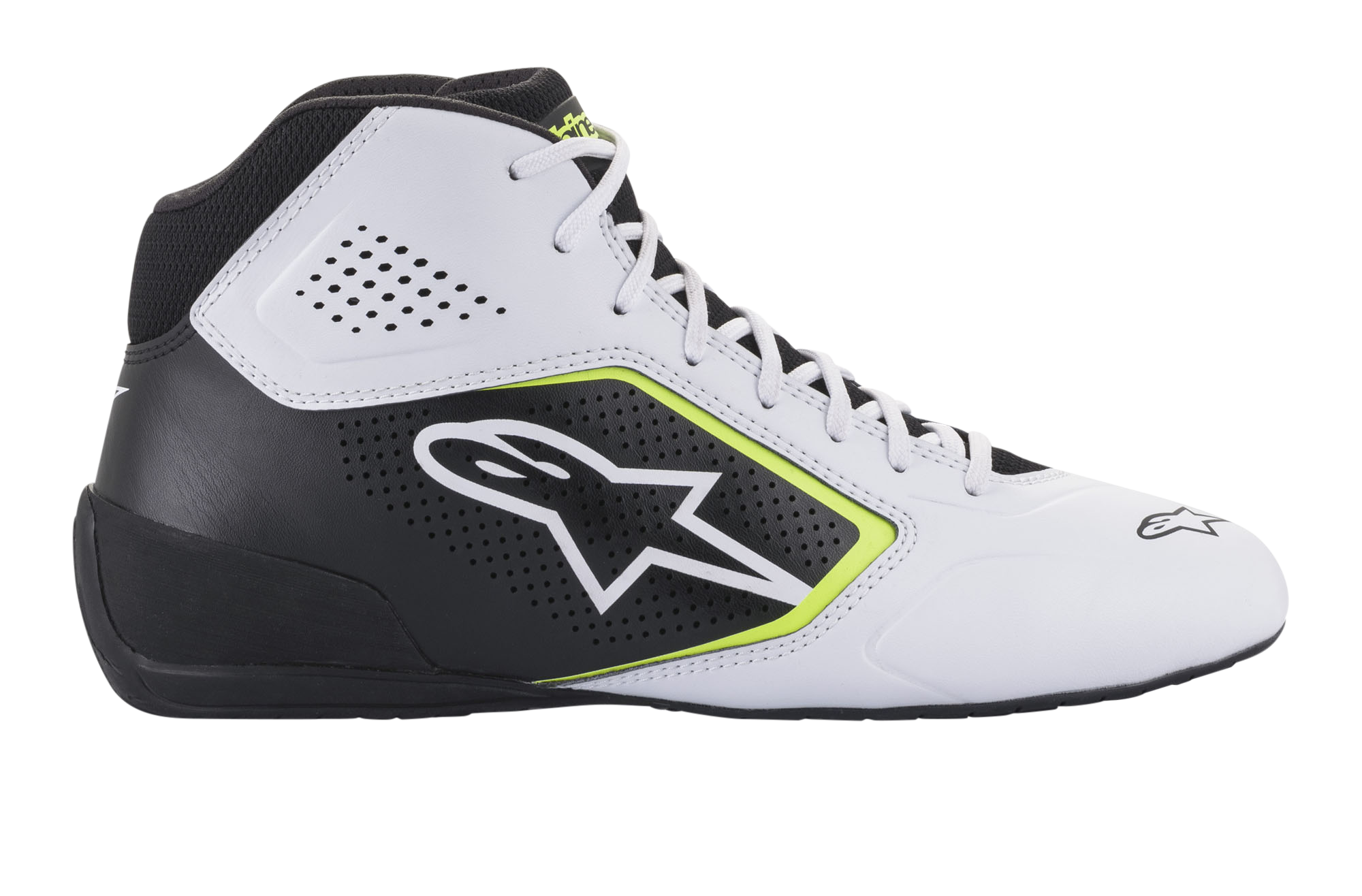 Zapatillas Alpinestars Tech-1 K Start V2, zapatillas de karting, blanco, negro y amarillo flúor, perfil lateral con paneles de microfibra perforada, logotipo de Alpinestars blanco con borde amarillo fluorescente, diseño deportivo elegante para karting