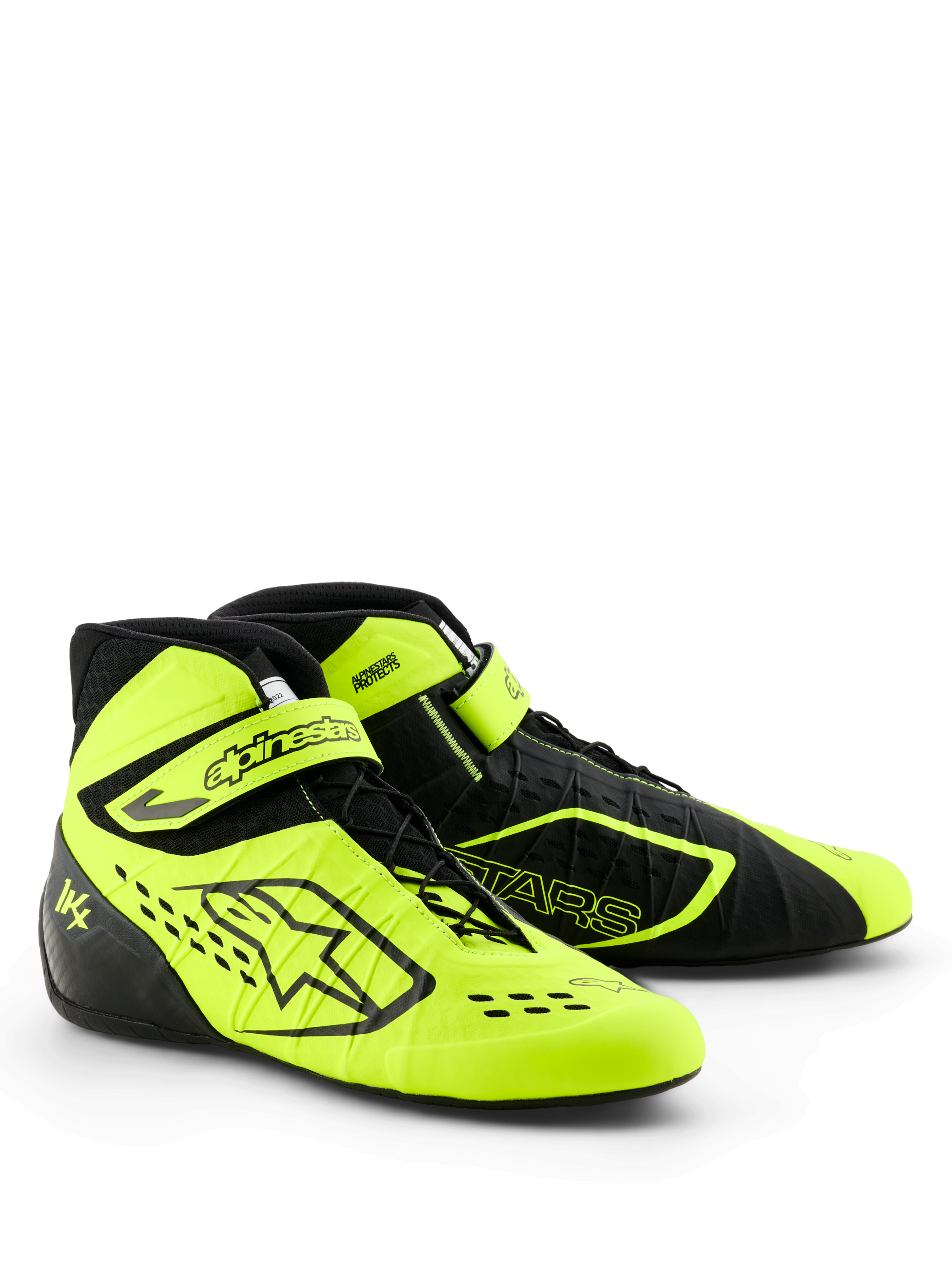 Zapatos de karting Alpinestars Tech-1 KX V3, negro y amarillo flúor, perfil de rendimiento estilizado, cordones asimétricos con correa ajustable en el tobillo, perforaciones cortadas con láser para transpirabilidad, construcción ligera termo-soldada, calzado de competición certificado FIA 8877-2022