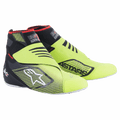 Zapatos Alpinestars Tech-1 KZ V2, calzado de carreras para karting, color negro y amarillo flúor, con parte superior de tejido de punto sin costuras, cierre de doble correa de velcro, logotipo de la estrella Alpinestars en blanco, gráficos impresos en 3D en color negro, cuello alto con detalles en rojo, suela blanca fina, calzado especializado para deportes de motor