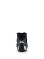 Alpinestars Tech-1 Z V3 Shoes FIA, zapatos de automovilismo, negro y plata, vista trasera que muestra el talón contorneado con detalles plateados y logo de la estrella, calzado profesional para deportes de motor