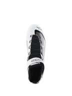 Alpinestars Tech-1 Z V3 Shoes FIA, zapatos de automovilismo, blanco y negro, vista superior que muestra el sistema de cordones rápidos, correa de velcro con marca en el tobillo, lengüeta de punto negra y parte superior de cuero perforado para el rendimiento en competición