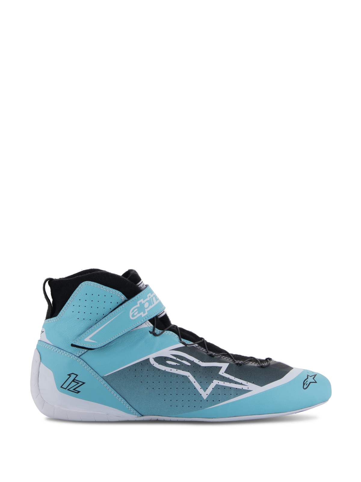Alpinestars Tech-1 Z V3 Shoes FIA, zapatos profesionales para automovilismo, azul turquesa claro, blanco y negro, diseño de caña alta con correa de velcro en el tobillo, parte superior de cuero bovino perforado, sistema de lazada rápida, vista lateral de perfil que muestra el logo de la estrella de Alpinestars y construcción con certificación FIA
