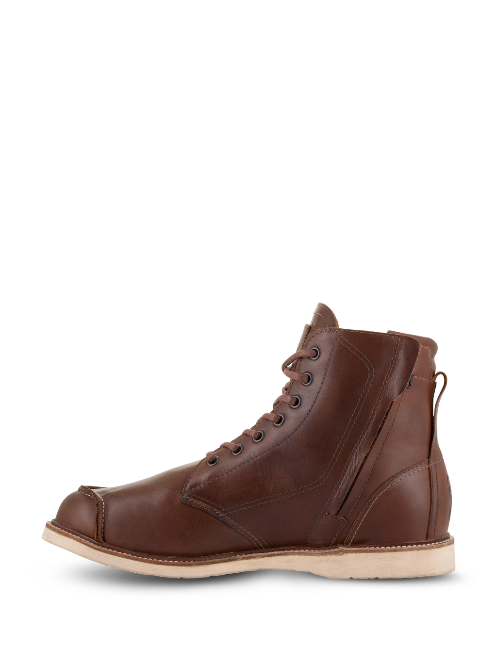 Alpinestars Oscar Monty V2 Shoes, zapatos de cuero marrón para moto, vista lateral medial con cremallera lateral y cordones, diseño de punta moc con suela de cuña de color claro, calzado protector de inspiración clásica