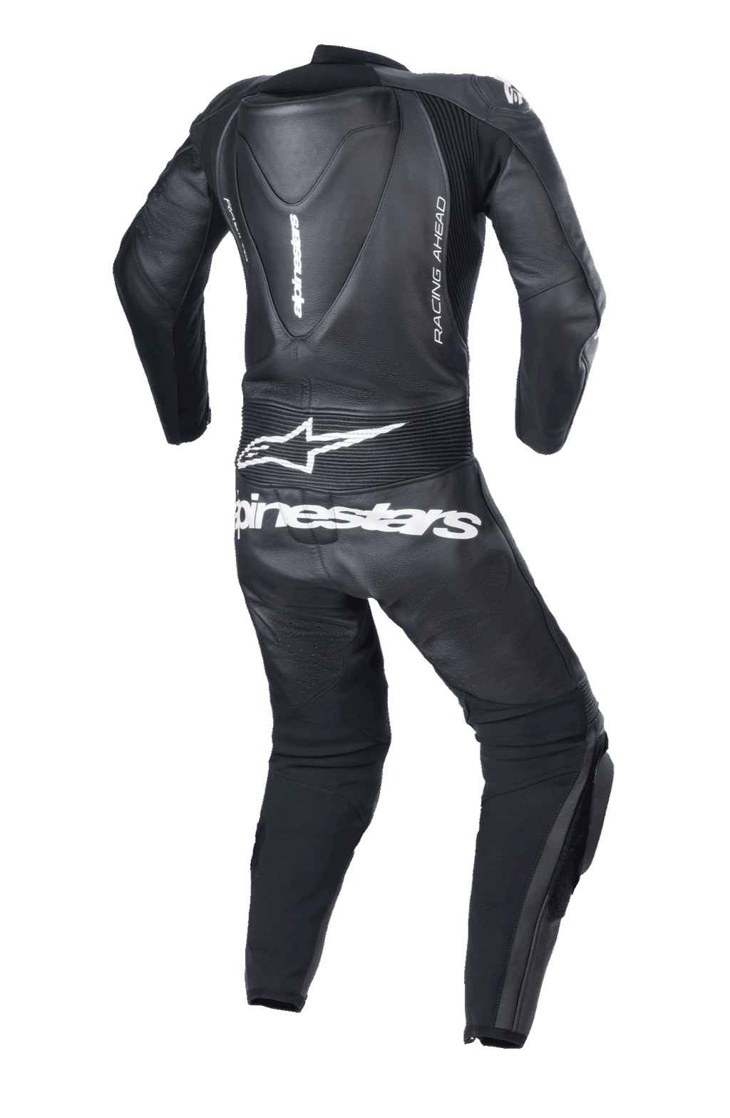 Mono de cuero de una pieza Alpinestars Youth GP Plus V2, negro, vista trasera con joroba aerodinámica, logotipo y texto de Alpinestars en blanco en la parte inferior de la espalda, marca lateral 'RACING AHEAD' y paneles elásticos de acordeón para mayor movilidad.