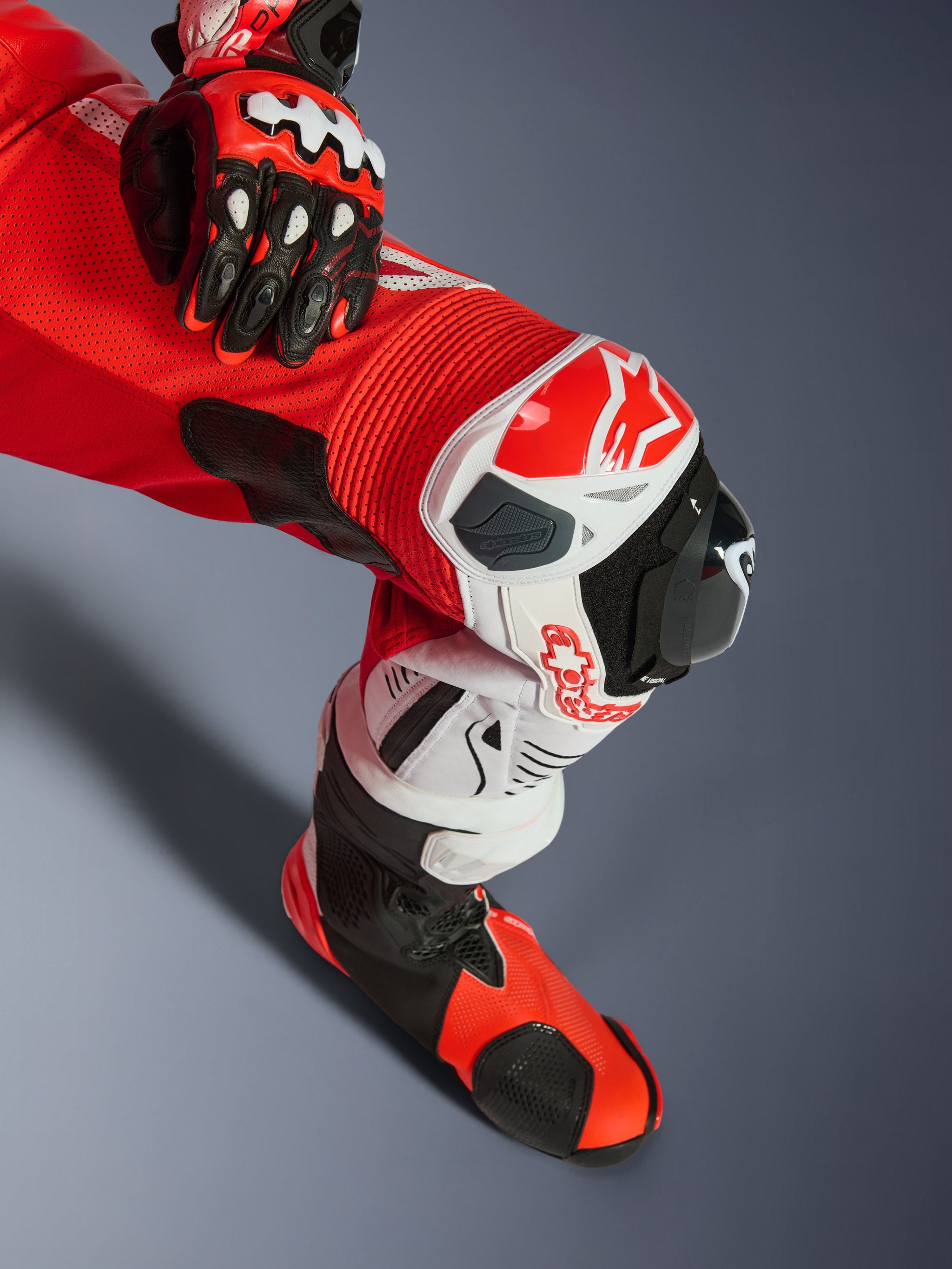 GP Tech V5 1PC Leather Trajes