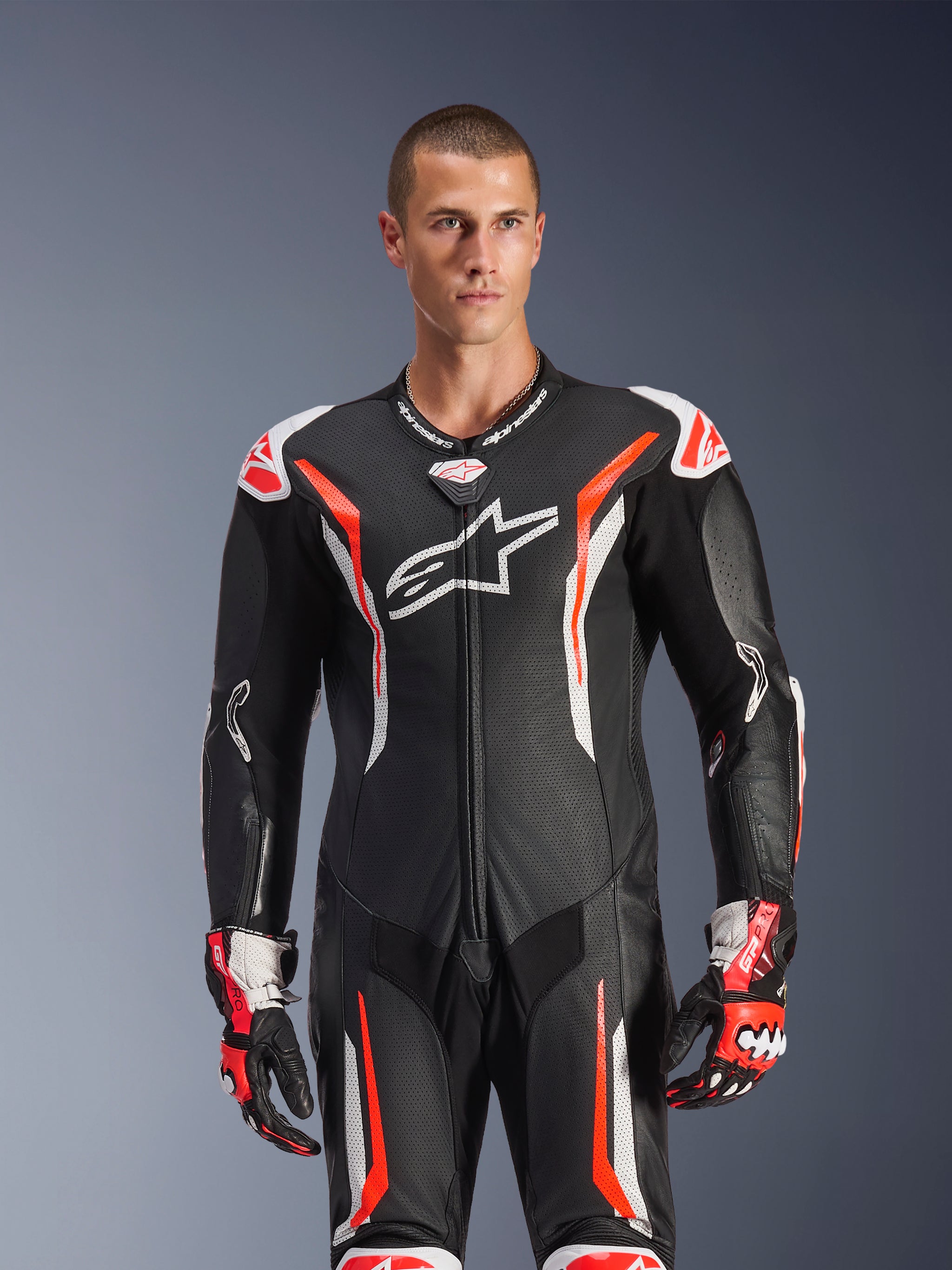 GP Tech V5 1PC Leather Trajes