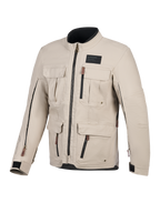 Chaqueta Alpinestars Borrego Drystar®, chaqueta de moto, Gris Cálido, vista frontal con múltiples bolsillos cargo, cremalleras negras con tiradores marrones, textura de lona encerada y un parche negro con la marca en el pecho.