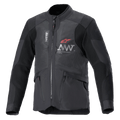 Alpinestars AMT-7 Air Jacket, chaqueta de moto, negro y Dark Shadow, paneles de ventilación de malla MATRYX en el pecho, logo de estrella roja con marca AMT plateada, bolsillos cargo delanteros con cremallera, diseño textil adventure y road touring