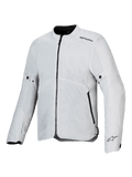 Alpinestars C-1 Air Jacket, chaqueta de moto, color plata, construcción textil ligera con paneles de malla técnica, vista frontal con cremallera central negra y bolsillos laterales, logotipos de Alpinestars en el hombro y el puño, estilo urbano