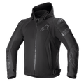 Alpinestars Zaca Air Jacket, chaqueta de moto textil negra, diseño con capucha y cremallera frontal, paneles de malla 3D para transpirabilidad, deslizadores externos DFS Lite en los hombros, logotipos tonales en el pecho y los brazos, correas de ajuste en la cintura, estilo urbano deportivo