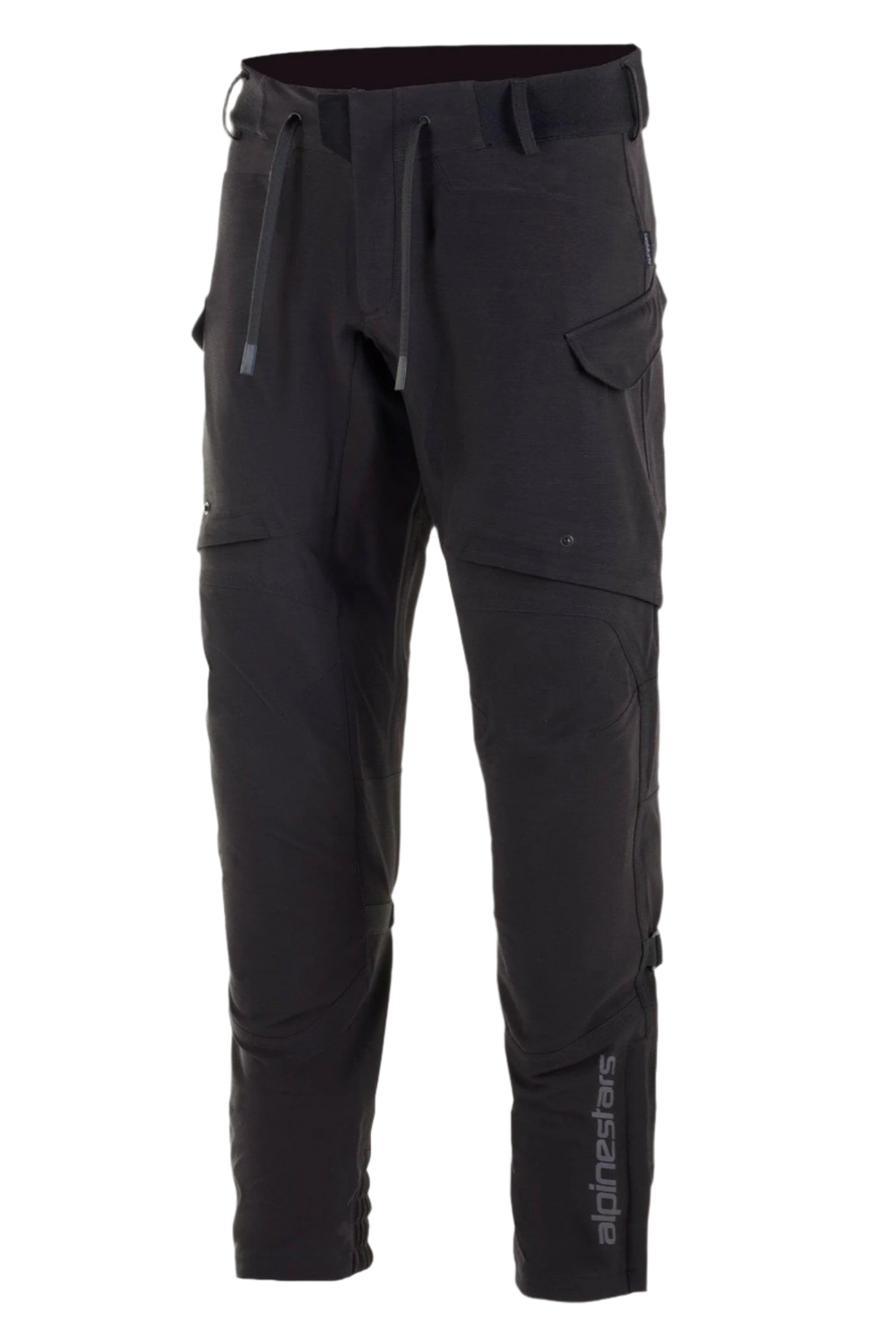 Pantalones Alpinestars Juggernaut Waterproof, pantalones de moto, negros, construcción softshell con membrana impermeable, aberturas de ventilación en los muslos, bolsillos cargo con cremallera, cintura elástica con cordones y puños en los tobillos, equipamiento para conducción urbana
