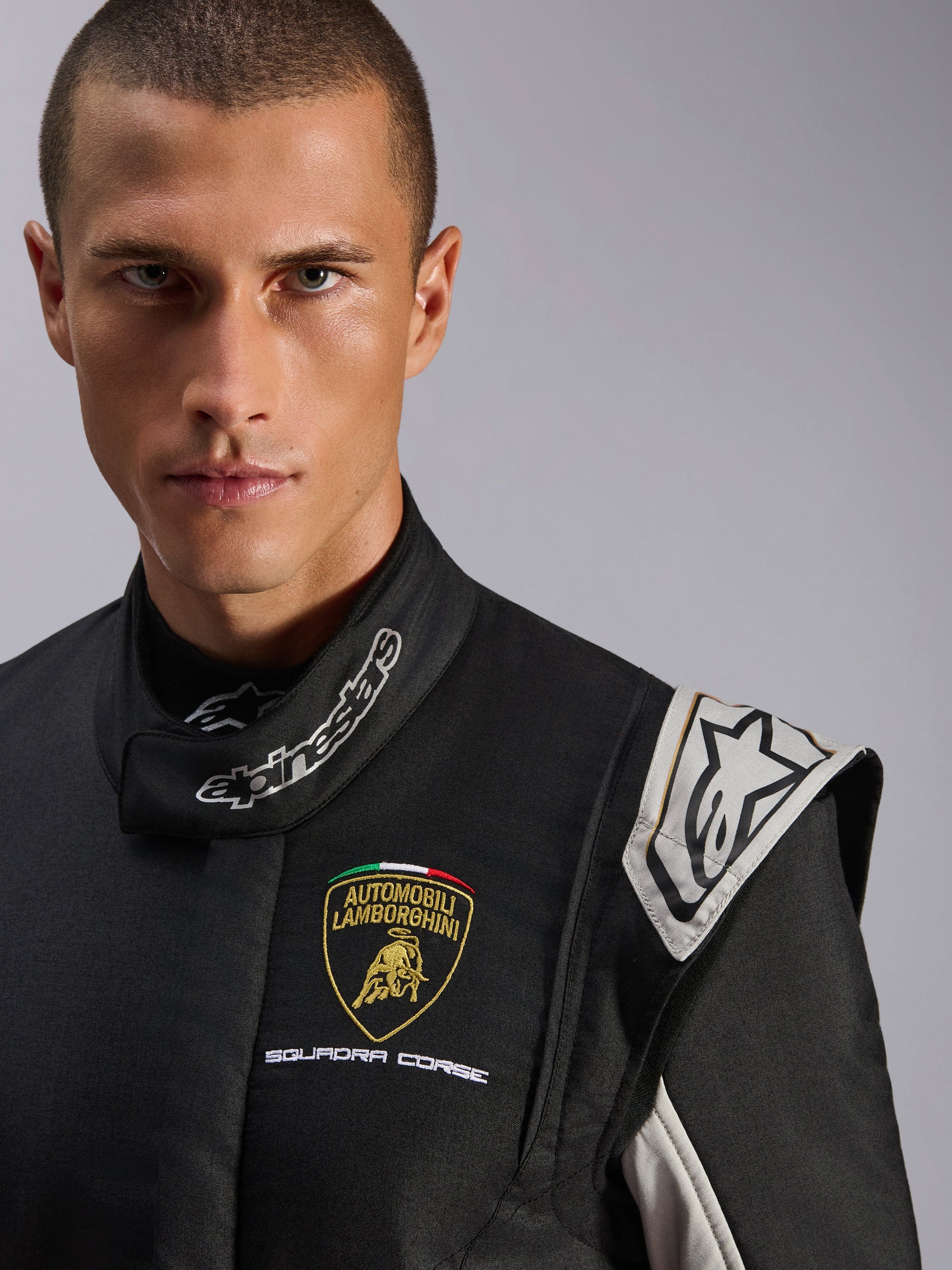Limited Edition Lamborghini GP Tech V4 Trajes FIA