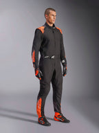 Alpinestars KMX-5 V3, traje de karting para hombre, negro y naranja fluo, certificado FIA grado 1, usado por un modelo