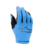 Guantes Radar Juveniles Alpinestars 2025, guantes de motocross y off-road, azul y negro, con el dorso azul claro texturizado, logotipo de estrella negro y marca Alpinestars en la muñeca, guantes de moto juveniles