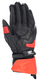 Guantes Alpinestars Honda GP Pro R3, guantes deportivos de competición de caña larga, negro y rojo brillante, vista de la palma con protector de puño rígido rojo, deslizador de palma y logotipo de Honda, equipamiento profesional de carreras de motos