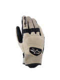 Alpinestars Tracker Gloves, guantes de moto, beige y negro, con cuero perforado, inserciones elásticas de acordeón negras y parche con el logotipo heritage 1963, estilo urban workwear
