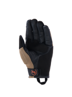 Guantes Alpinestars Manti Air, guantes de moto, caqui oscuro y negro con detalles en naranja flúor, vista de la palma con construcción de gamuza sintética, costuras externas, inserciones de malla transpirable y una correa de muñeca negra con un logotipo AS circular naranja.