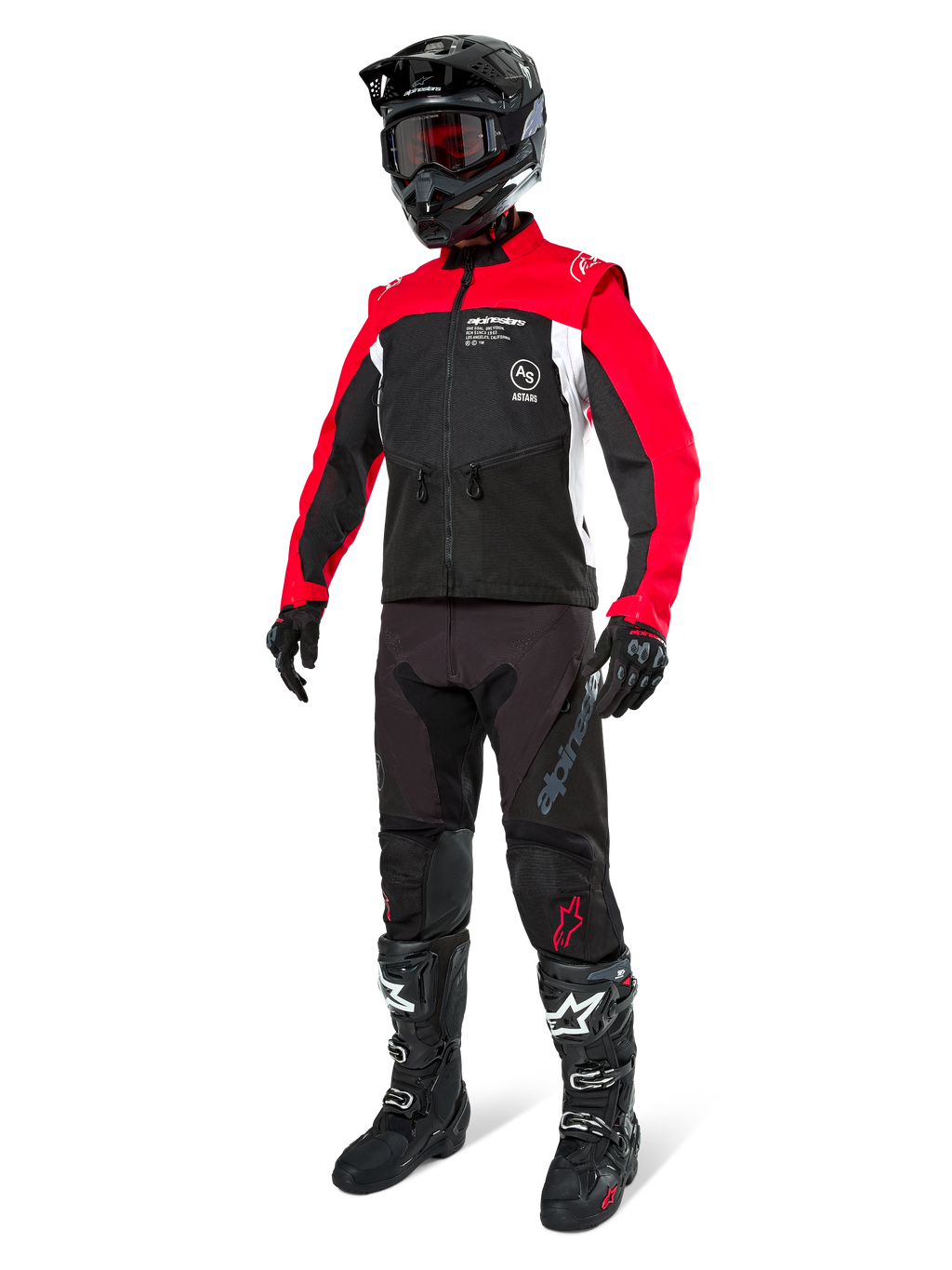 Chaqueta Alpinestars Pro-Dura, chaqueta de motociclismo todoterreno, negro, rojo brillante y blanco, usada con equipamiento completo de carreras que incluye casco negro con gafas rojas, pantalones negros y botas en blanco y negro, conjunto textil duradero para enduro y trail