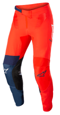 Alpinestars Supertech Blaze Pants, pantalones de motocross todoterreno, rojo brillante y azul oscuro con detalles blancos, parches interiores de cuero negro en las rodillas, cierre de cintura con trinquete ajustable, logotipos de Alpinestars en blanco y azul, construcción elástica duradera para carreras de motocross