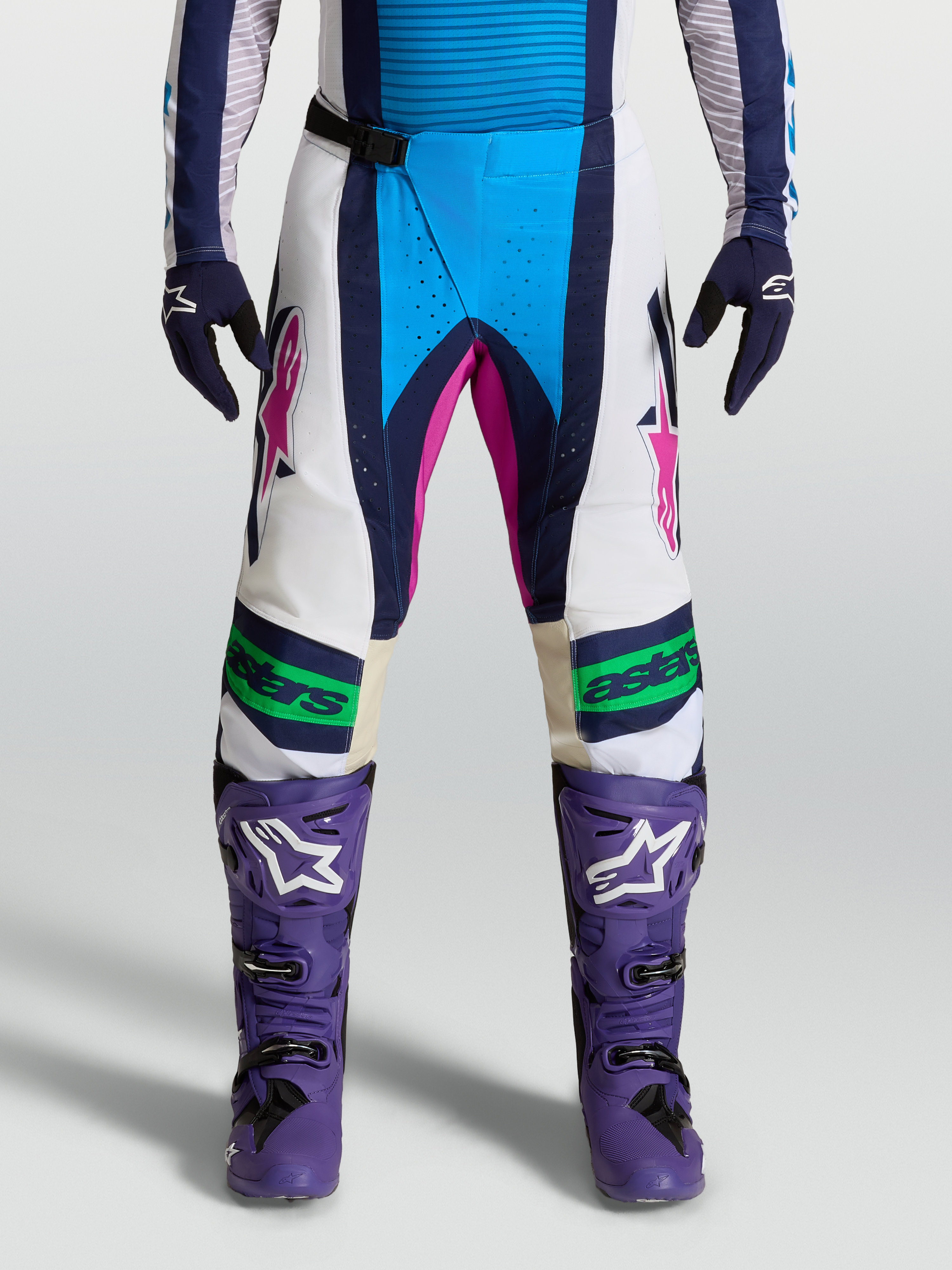 Alpinestars Techstar Maven, pantalones de motocross para hombre, azules y blancos con detalles rosa, construcción de rodilla Babel, equipamiento off-road de alto rendimiento
