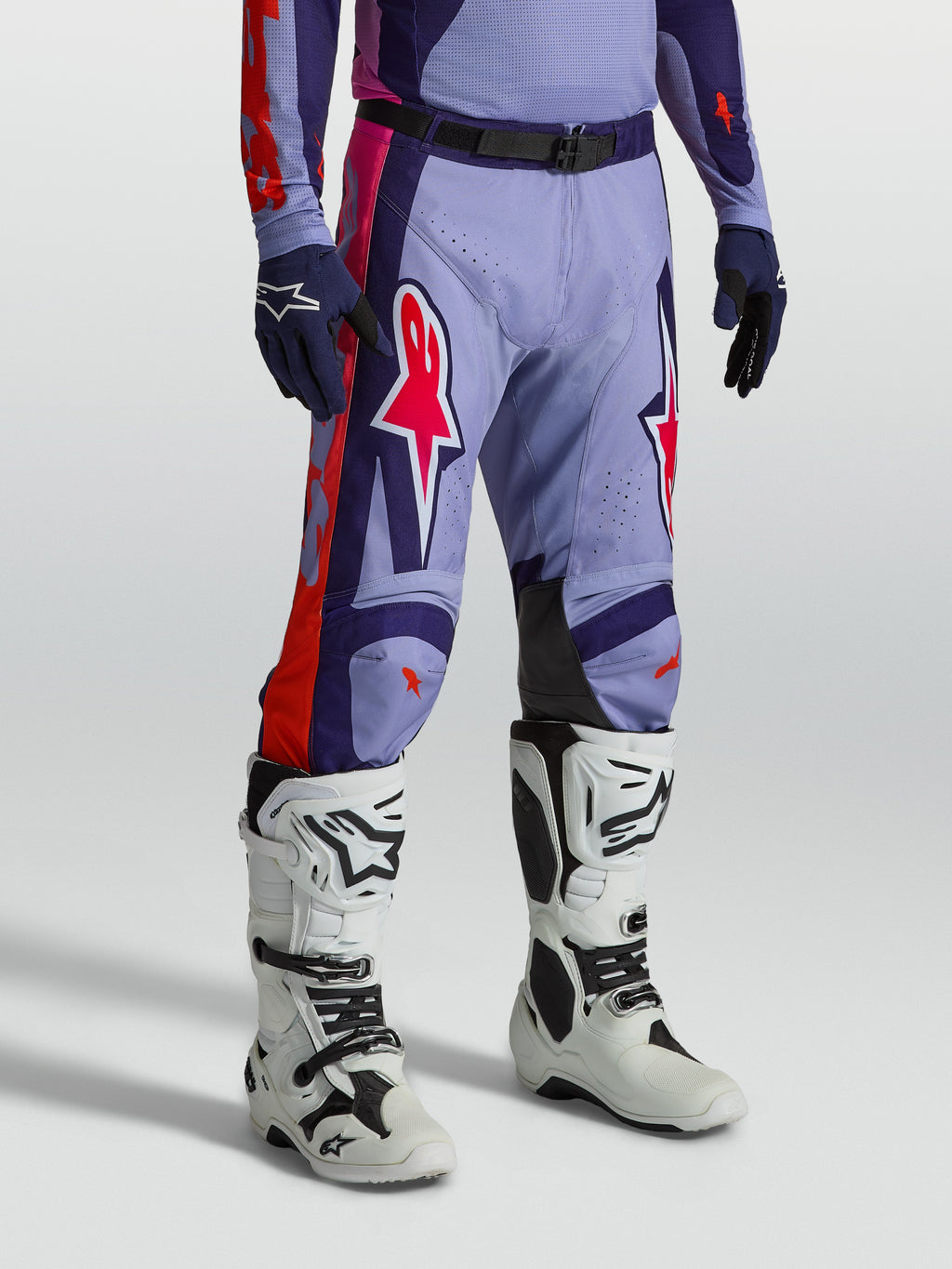 Alpinestars Pantalones Racer Air Hunt, pantalones de motocross para hombre, morados y rosa, ventilados, con botas blancas