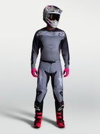 Alpinestars Racer Amber, pantalones de motocross para hombre, grises con detalles lila claro, ajuste de carreras precurvado