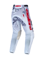 Alpinestars Racer Air Lone, pantalones de motocross ventilados en camuflaje gris y blanco con detalles rojos, vista trasera