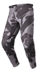 Pantalones Alpinestars Racer Tactical 2023, pantalones de motocross y todoterreno, camuflaje Iron en gris y negro, con refuerzos de cuero en la parte interna de las piernas, ajuste de cintura con trinquete y construcción duradera en tejido de poliéster 600D.