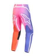 Alpinestars 2026 Fluid Apex Pants, pantalones de motocross, degradado rosa, naranja y morado, vista trasera con logotipos blancos de Alpinestars y rayas diagonales, paneles reforzados para rendimiento off-road