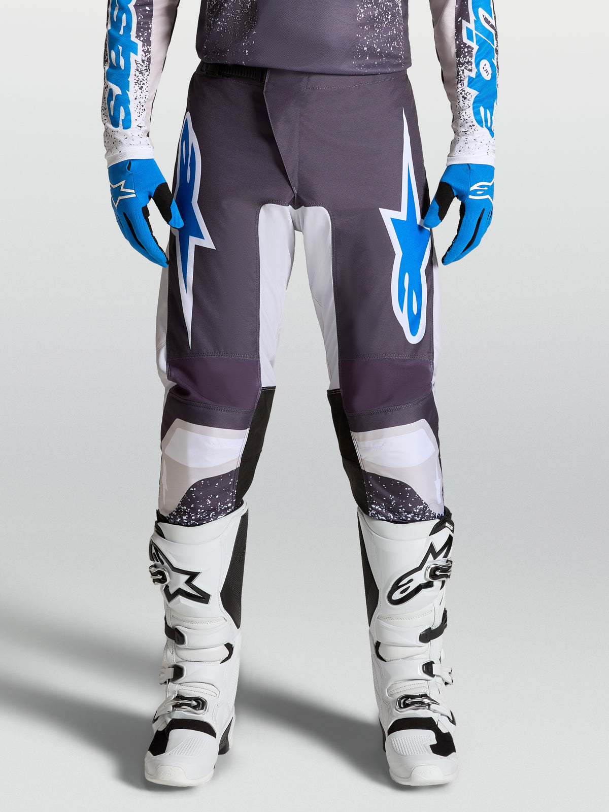 Alpinestars pantalones Fluid Drag, pantalones de motocross para hombre, grises y azules, con piernas precurvadas y chasis de politejido ligero