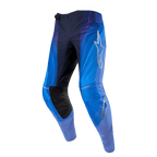 Alpinestars Techstar Pneuma Pants 2024, pantalones de motocross, azul marino y azul claro, con un logo de estrella Alpinestars plateado en el muslo, paneles interiores de cuero negro en las rodillas y perforaciones de ventilación cortadas por láser.