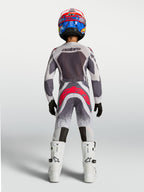 Alpinestars pantalones Supertech Swan juveniles, equipo de motocross, gris y rojo flúor, vista trasera