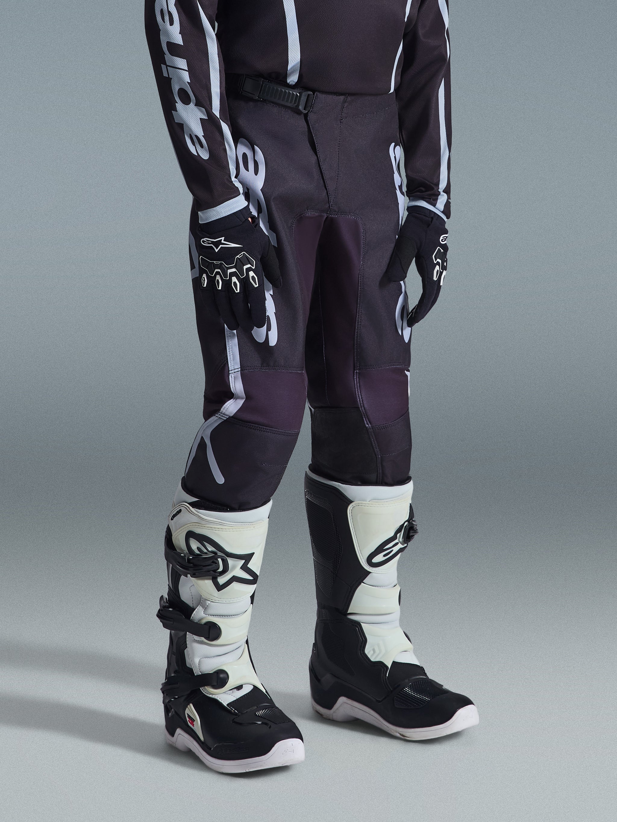 Pantalones Fluid Apex Juvenil 2026