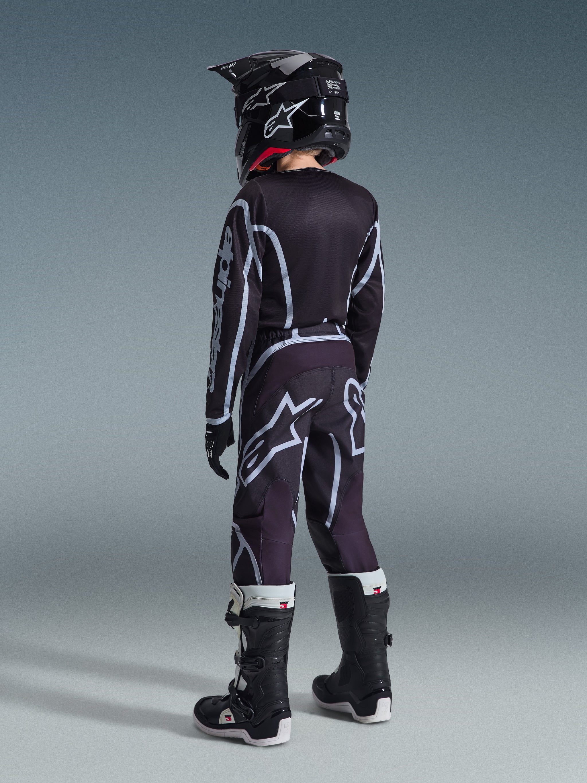 Pantalones Fluid Apex Juvenil 2026