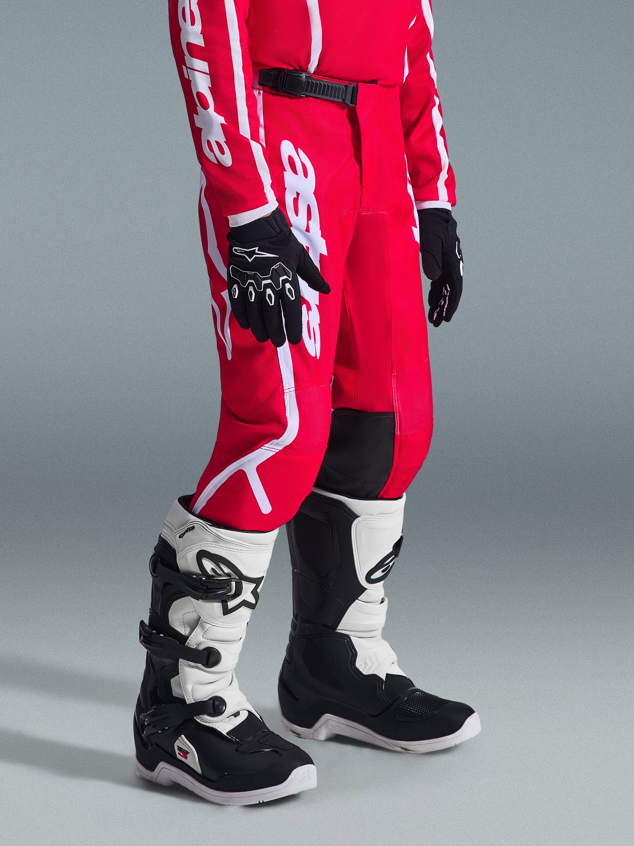 Pantalones Fluid Apex Juvenil 2026