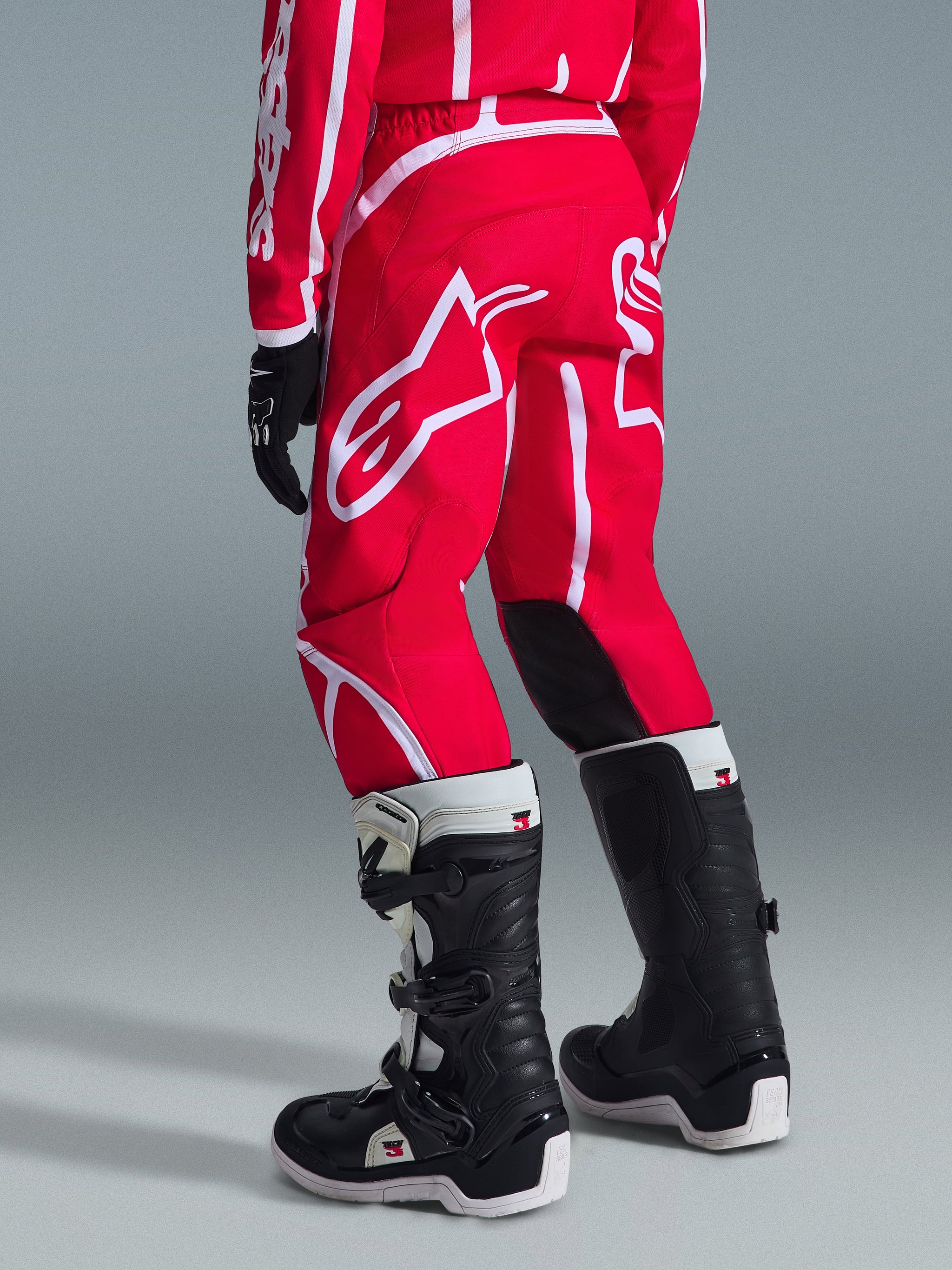 Pantalones Fluid Apex Juvenil 2026