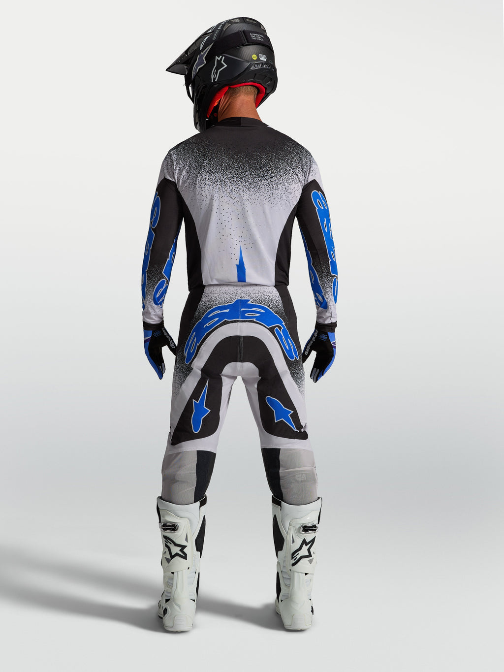 Jersey Supertech Hiten AFD y Gear Set, conjunto de motocross para hombre en negro, blanco y azul de alto rendimiento.