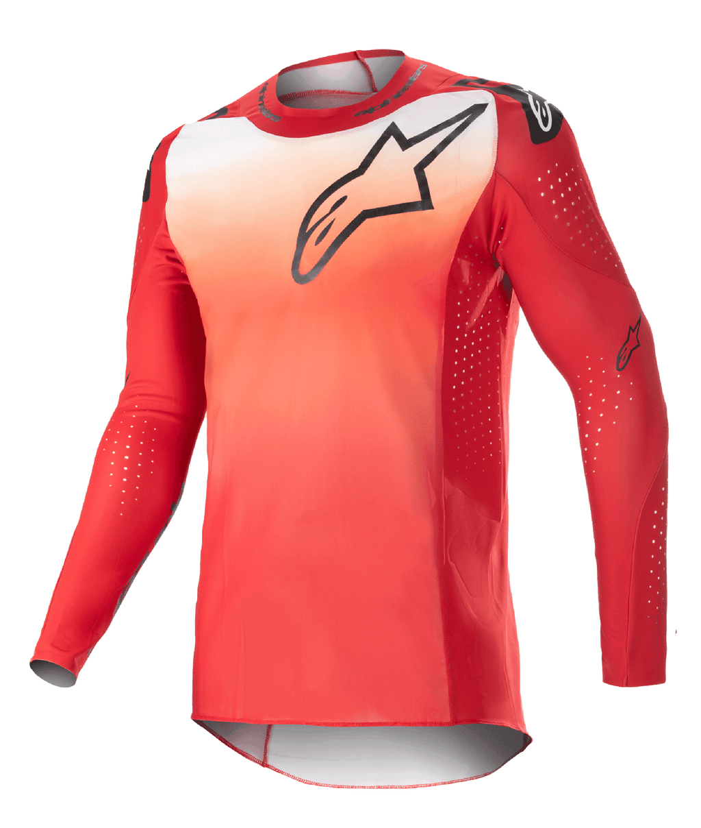 Alpinestars 2023 Supertech Risen Jersey, camiseta de motocross de manga larga, degradado rojo Marte y blanco, logotipo negro de Astars en el pecho, mangas perforadas con puntos de ventilación blancos, ajuste atlético de carrera para rendimiento todoterreno