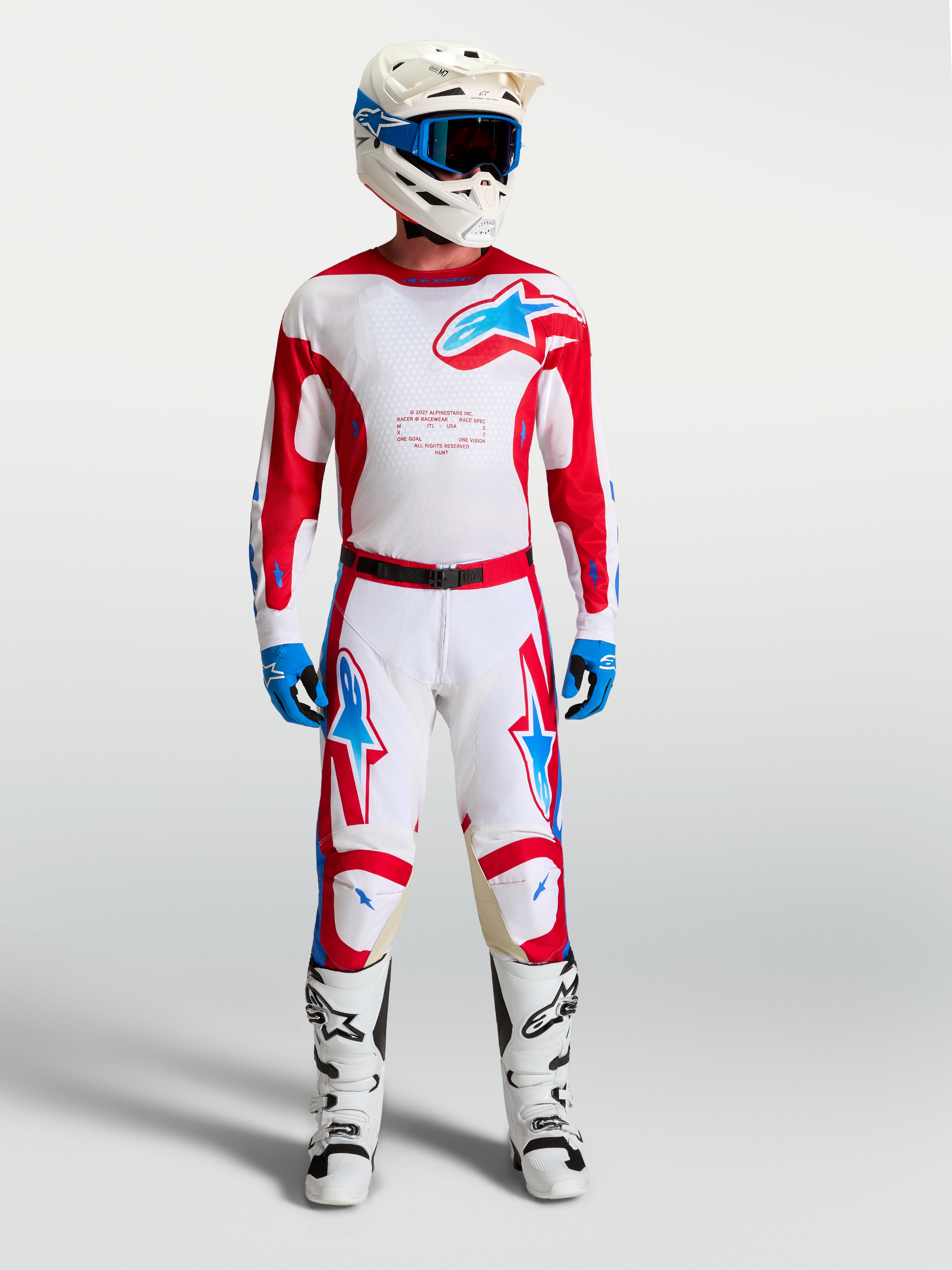 Alpinestars Jersey Racer Hunt, equipo de motocross para hombre, blanco y rojo con detalles azules, conjunto con pantalones y botas a juego