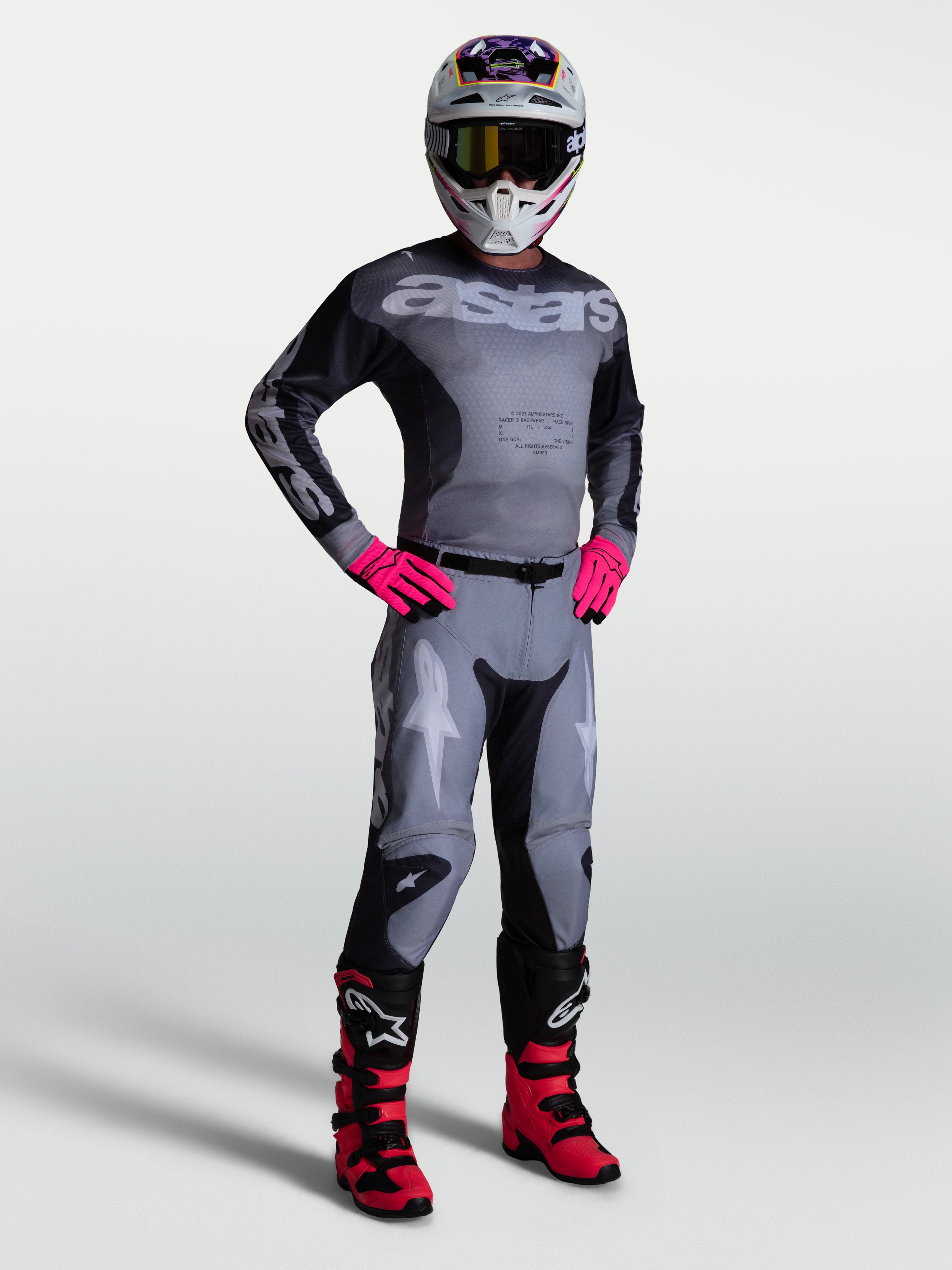 Alpinestars Racer Amber 2027 jersey y equipación de motocross para hombre, gris y rosa, con ajuste deportivo.