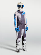 Alpinestars Jersey Fluid Drag, equipo de motocross para hombre, gris y azul UCLA, incluye casco y botas blancas, diseño ergonómico para off-road