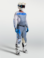 Alpinestars Racer Amber, conjunto y pantalones de motocross para hombre, gris ceniza y azul UCLA, ajuste de rendimiento.