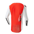 Jersey Alpinestars Supertech Ward 2024, vista trasera, blanco y naranja intenso, con un panel central naranja vibrante, mangas y paneles laterales blancos con la marca Alpinestars en negro y el logo Astar en la parte inferior de la espalda, construcción de malla de nivel profesional para motocross.