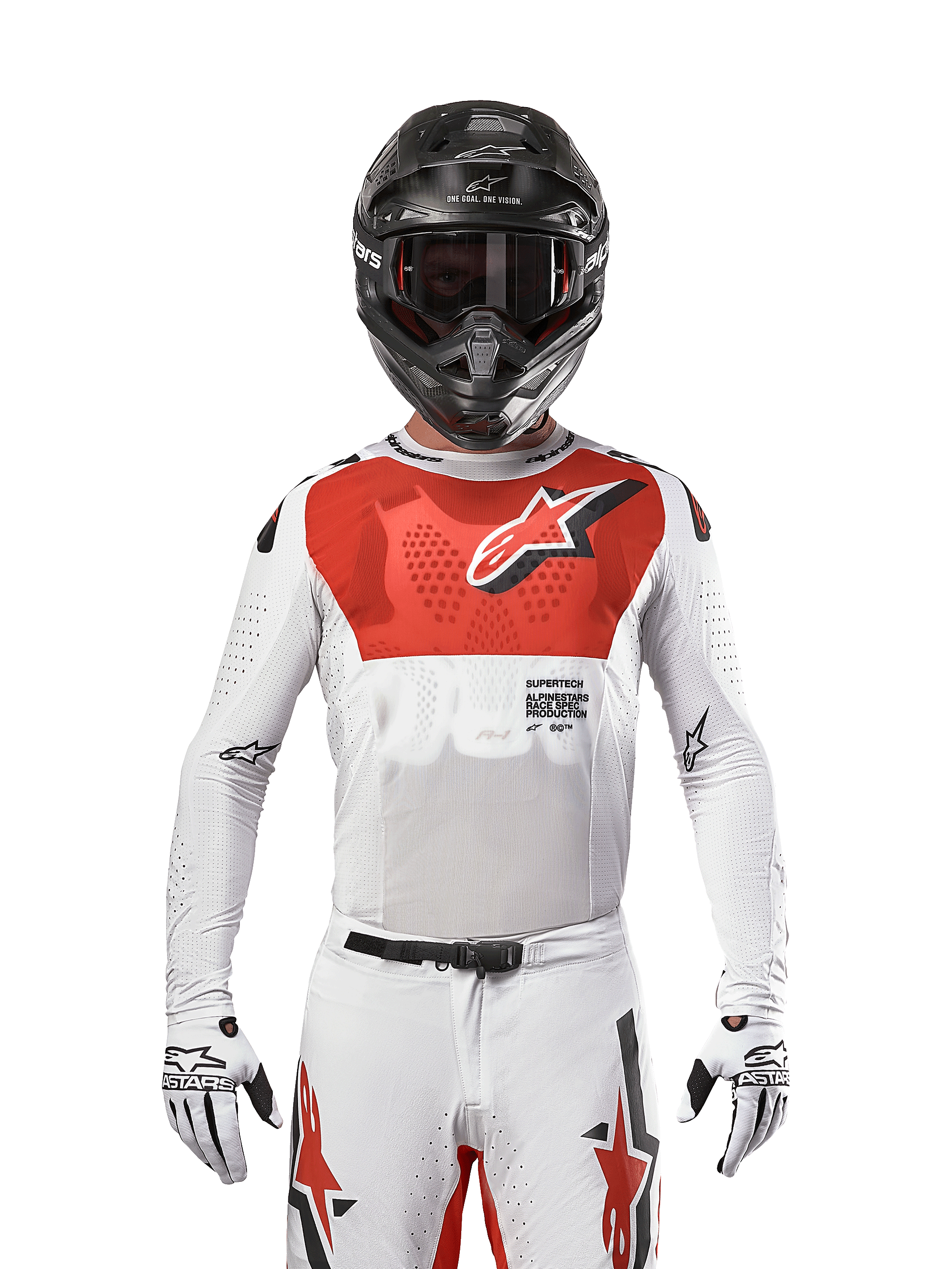 Piloto de motocross con el jersey Alpinestars Supertech Ward 2024 en White Hot Orange, jersey de malla elástica blanca con un gráfico rojo prominente en el pecho y el logo, casco negro con gafas oscuras, guantes blancos, equipamiento de nivel profesional para rendimiento off-road