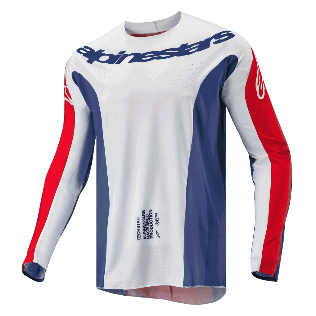 Alpinestars 2024 Techstar Pneuma Jersey, jersey de motocross, azul, rojo Marte y blanco, cuerpo principal blanco con paneles laterales azules y detalles rojos en las mangas, logotipo de Alpinestars en el pecho, ajuste atlético de carrera ligero para competiciones todoterreno
