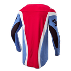 Jersey Alpinestars Techstar Ocuri 2024, jersey de motocross, azul claro, rojo Marte y blanco, vista trasera que muestra el ajuste atlético de competición, parte trasera extendida y gráficos negros en las mangas