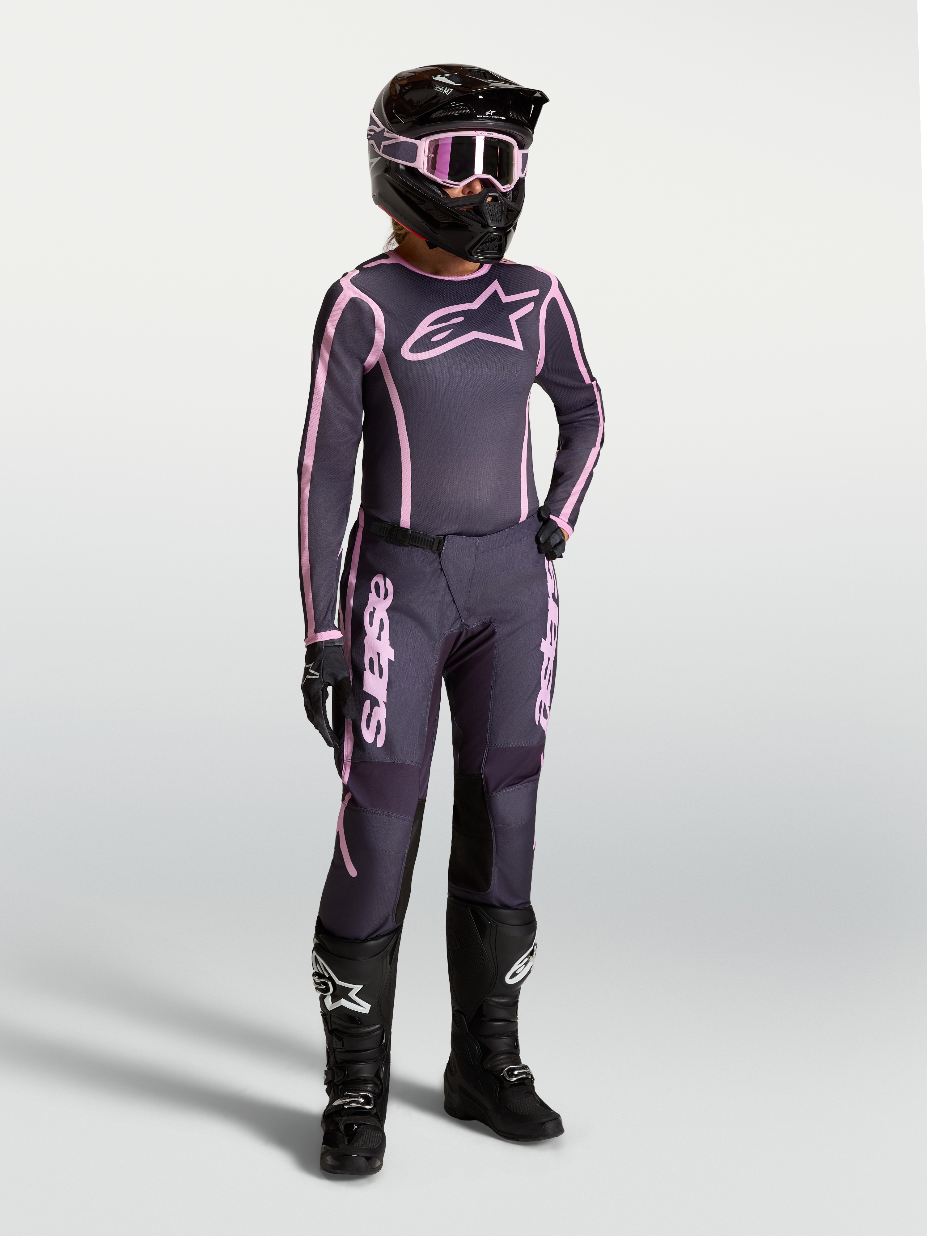 Alpinestars Stella Fluid Apex V2, pantalones y jersey de motocross para mujer, gris y rosa para off-road.