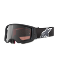 Alpinestars Supertech Corp Goggles Absolute Vision, gafas de motocross, negras y grises con lente plateada de espejo, marco angular, correa negra ajustable con un destacado logotipo de estrella blanca y espuma facial de varias capas para rendimiento off-road.